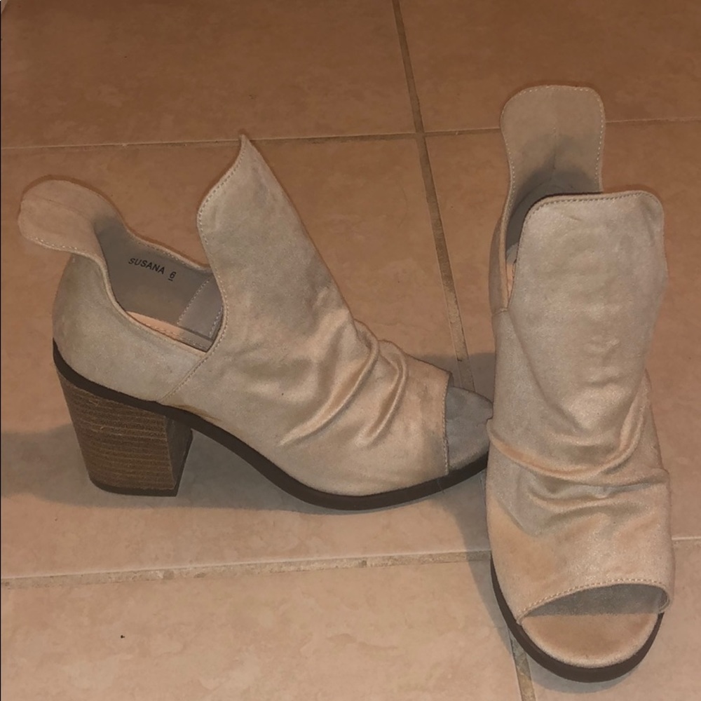 Tan G.C. Shoes